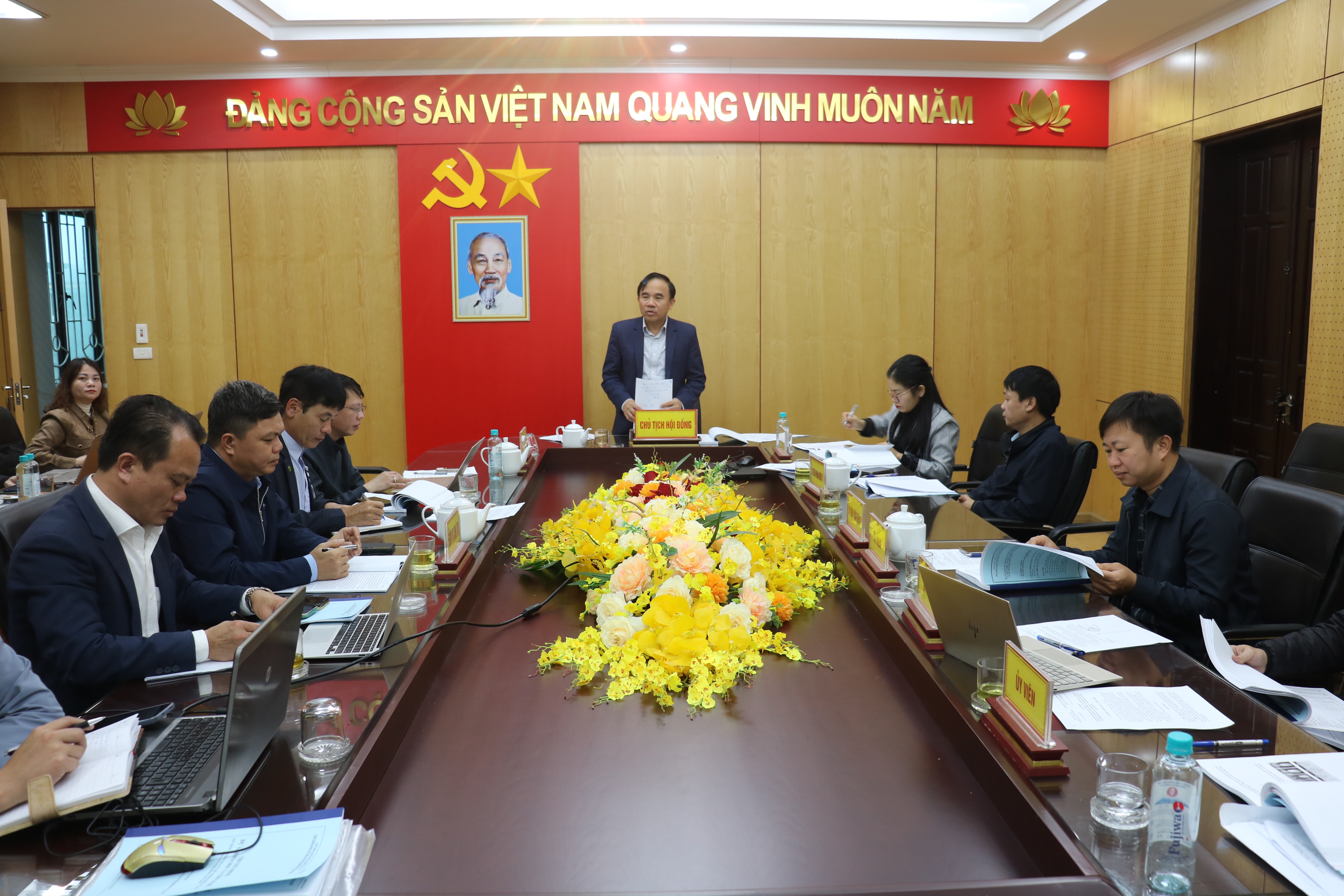Xem chi tiết